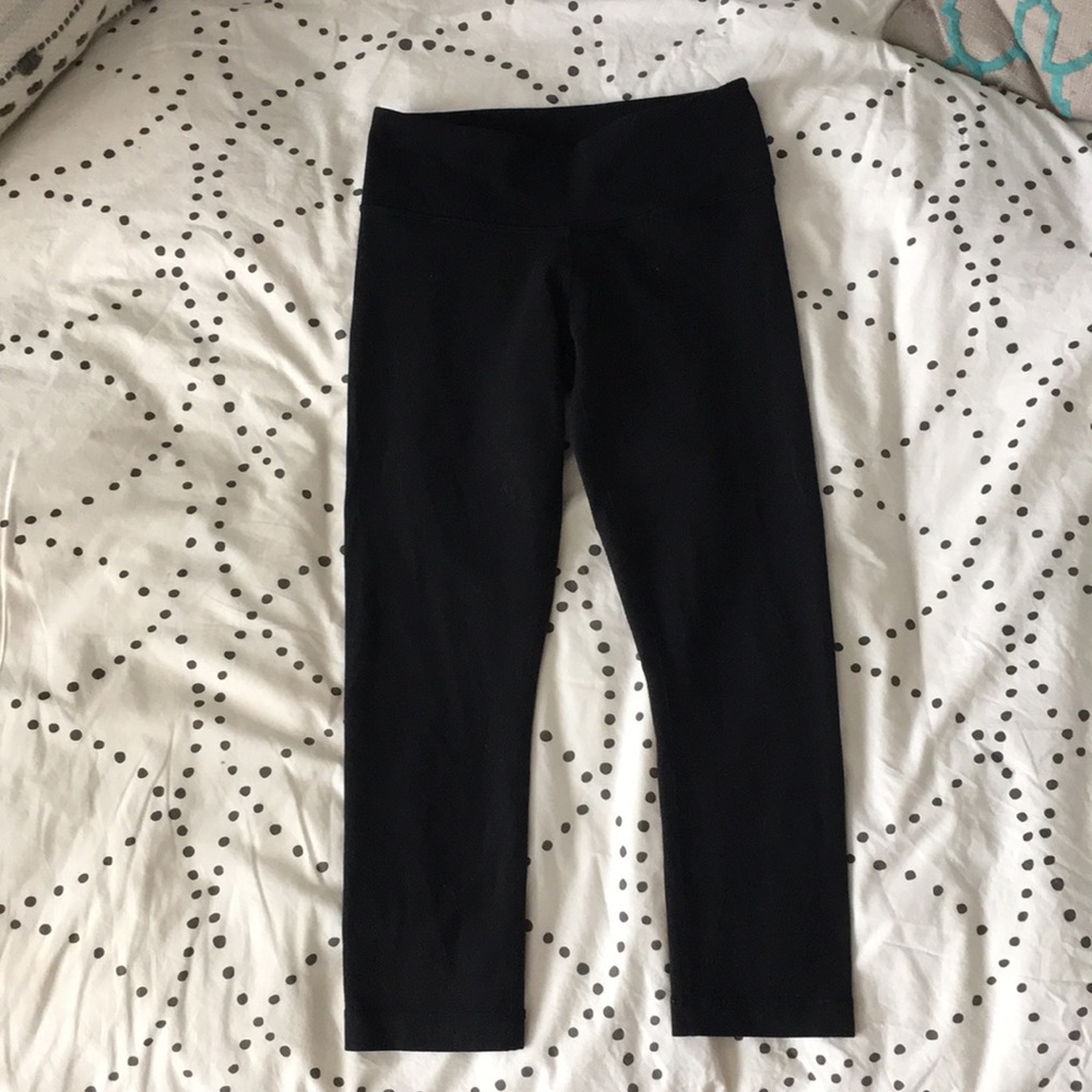 Lululemon Black Cropped Leggings